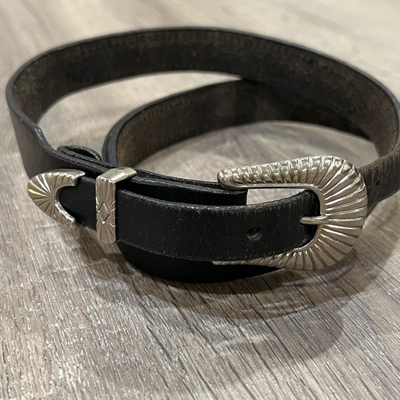 Handmade Colorado Leather Goods 36W Black Belt Silver Buckle Beaded Accent Belt - Picture 1 of 9